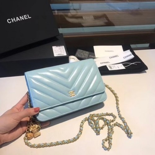 Chanel WOC Bolso de hombro con solapa de cuero de piel de oveja original D33814 Azul claro