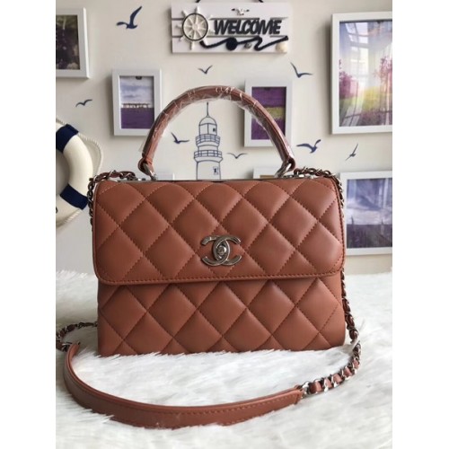 Bolso tote de cuero de piel de oveja original de Chanel A92236 Hebilla plateada caramelo