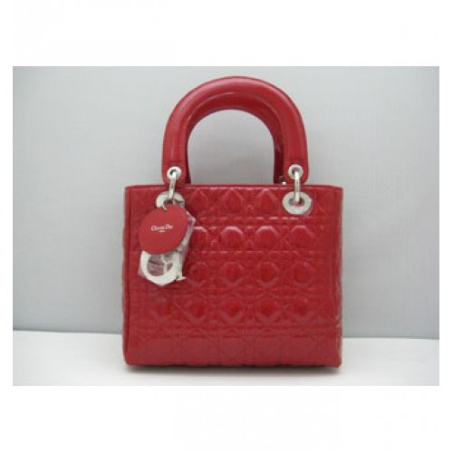 Bolso Dior Lady Dior mediano de charol con asa superior rojo