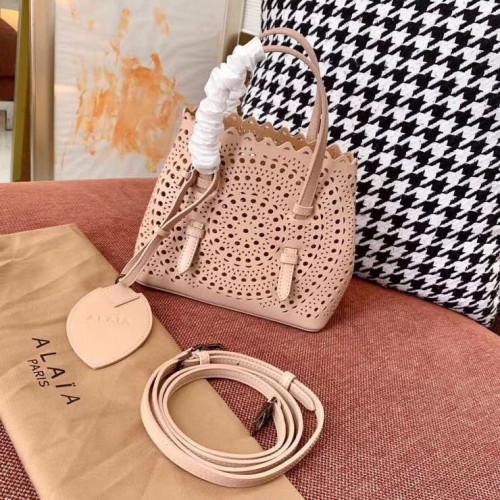 Bolso tote de cuero original calado Alaia A3658 Desnudo