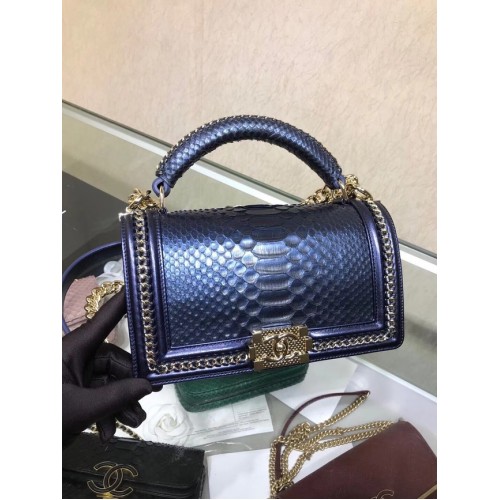 Bolso Solapa BOY CHANEL con Asa Metal Acabado Rutenio Pitón A94804 azul