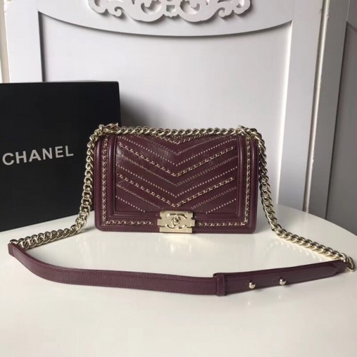 Bolso BOY CHANEL Piel de ternera arrugada Metal dorado A67086 Burdeos