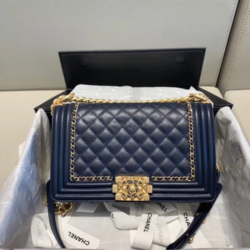 Bolso solapa BOY CHANEL A67086 Azul Marino
