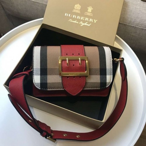 BURBERRY Bolso bandolera Hampshire de piel a cuadros vintage 24581 rojo