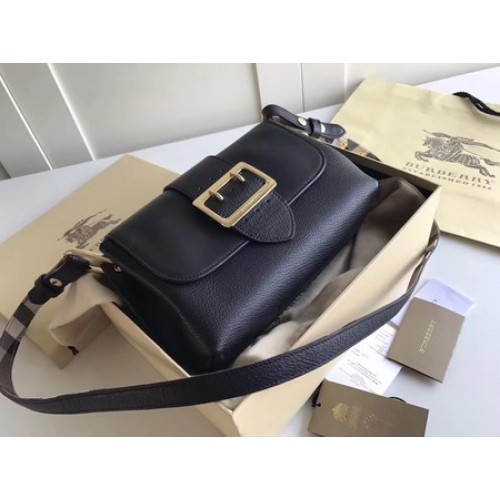 BURBERRY Bolso bandolera Hampshire de piel a cuadros vintage 6101 negro