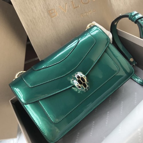 BVLGARI Serpenti Forever bolso de hombro de piel metalizada 4953 verde