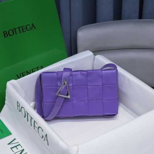 Bottega Veneta CASSETTE 018101 Lavanda