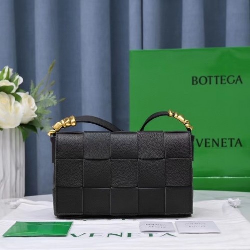 Bottega Veneta CASSETTE 666870 negro
