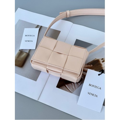 Bottega Veneta Candy Cassette 666688 rosa claro
