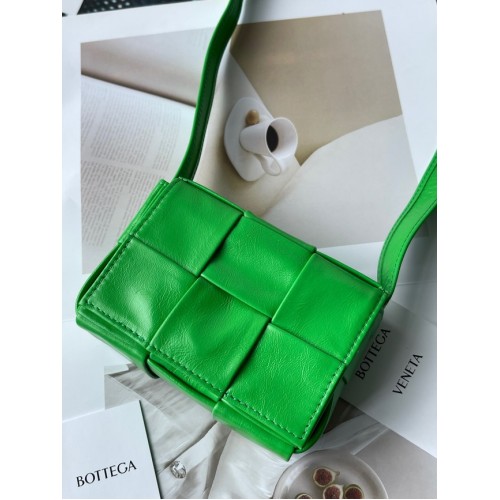 Bottega Veneta Candy Cassette A666688 Verde electroóptico