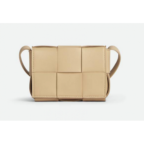 Bottega Veneta Candy Cassette A666688 Papilla