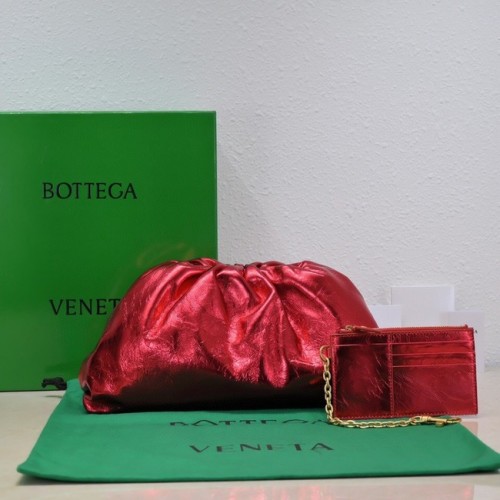 Bottega Veneta Embrague de cuero 576227 rojo