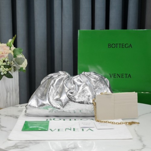 Bottega Veneta Cartera de cuero 576227 plata