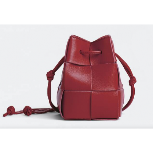 Bottega Veneta Mini bolso bombonera de piel intreccio 680217 rojo
