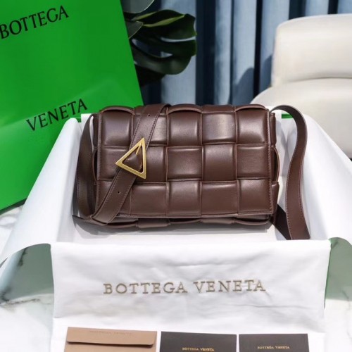Bottega Veneta BOLSA CASSETTE ACOLCHADA 591970 FONDANT