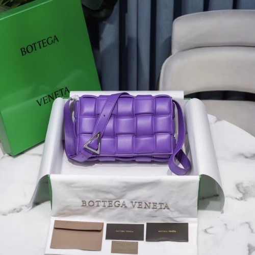 Bottega Veneta BOLSA DE CASSETTE ACOLCHADA 591970 Púrpura
