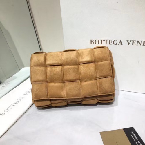 Bottega Veneta BOLSA DE CASSETTE ACOLCHADA ante 591970 marrón