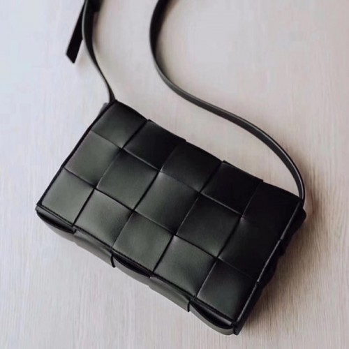 Bottega Veneta Tejido de piel de oveja Cuero original 578004 negro