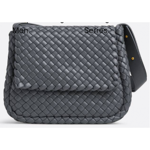 Bottega Veneta Bolso bandolera pequeño acolchado de piel intreccio 709418 Thunder