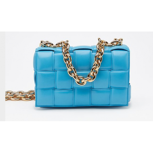 Bottega Veneta THE CHAIN CASSETTE Entrega acelerada 631421 azul claro
