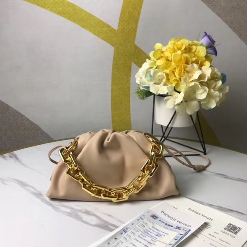 Bottega Veneta EL MINI BOLSILLO DE CADENA 620229 ALMENDRA