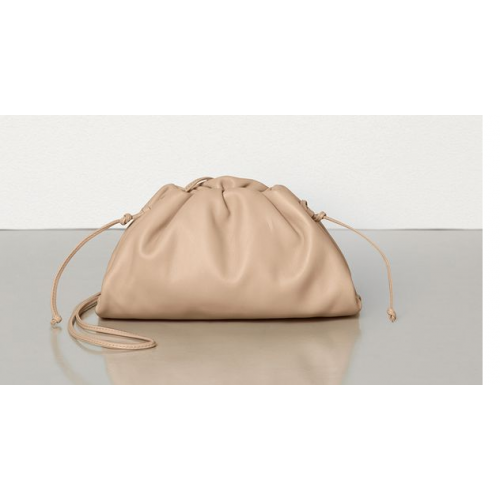 Bottega Veneta THE MINI POUCH 585852 Almendra