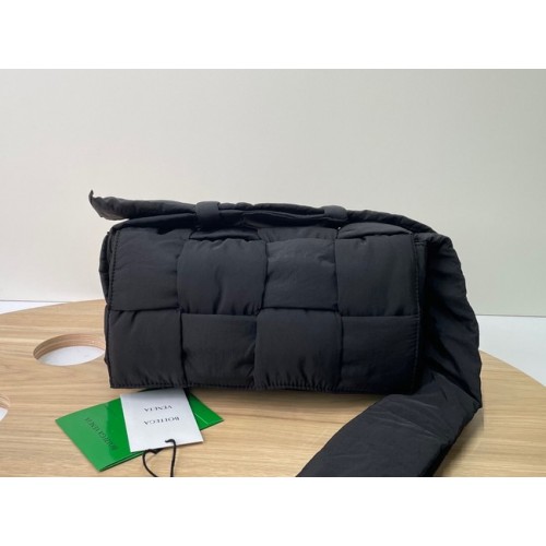 Bottega Veneta nailon 591977 negro