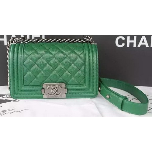 Boy Chanel Solapa Bandolera Caviar Cuero A67085 Verde