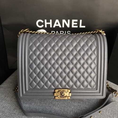 Boy Chanel Solapa Bandolera Gris Original Piel De Oveja A67087 Oro