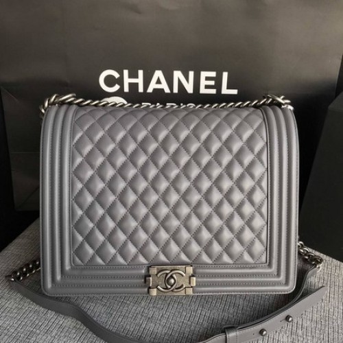 Boy Chanel Solapa Bandolera Gris Original Piel De Oveja A67087 Plata