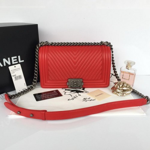 Boy Chanel Flap Shoulder Bag Herringbone Stitching A92828 Rojo