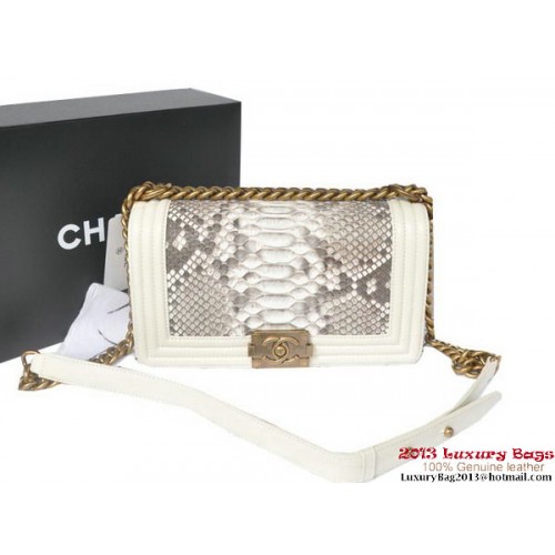 Boy Chanel Solapa Bandolera Piel Pitón A66095 OffWhite