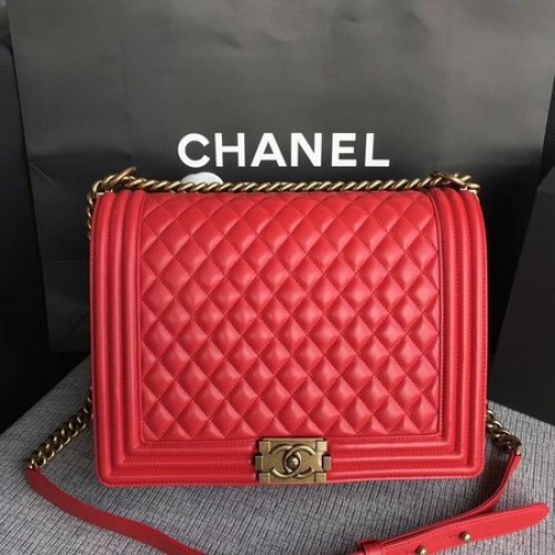 Boy Chanel Solapa Bandolera Rojo Original Piel De Oveja A67087 Oro