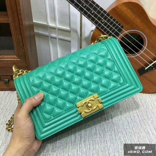 Boy Chanel Solapa Bandolera Piel De Oveja 67086A Verde