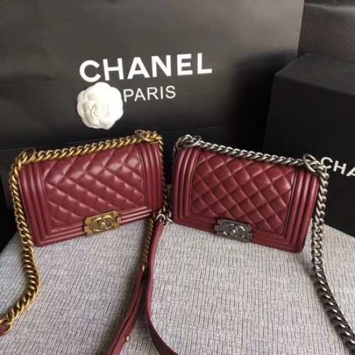 Boy Chanel Solapa Bolso de Hombro Piel de Oveja A67085 Vino