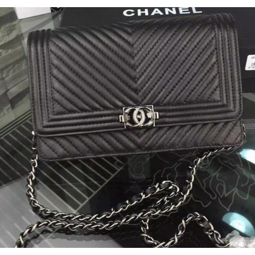 Boy Chanel WOC Flap Bag Original Chevron Sheepskin CHA4742 Negro