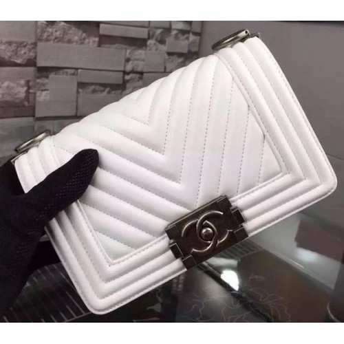Boy Chanel mini Flap Bag Original Chevron Nubuck Leather A5707 Blanco