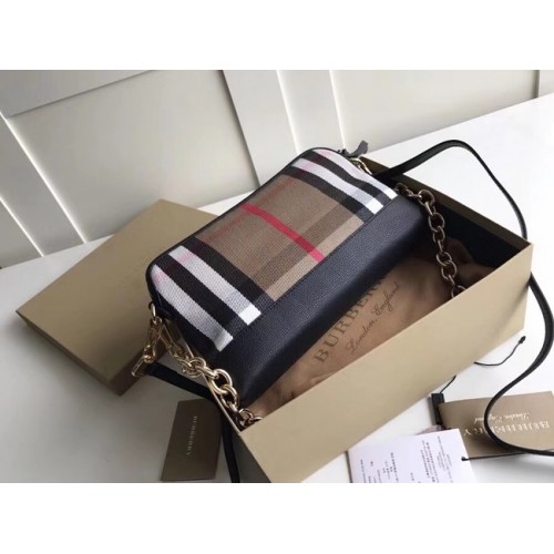 Bolso Burberry de piel de becerro 41711 negro