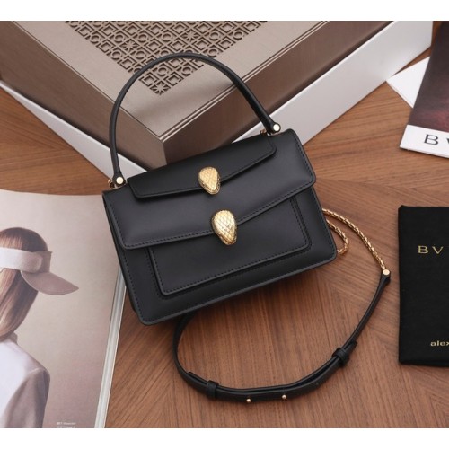 Bvlgari Serpenti Forever bandolera pequeña de piel B21076 negro