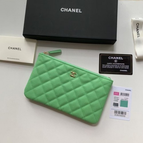 CHANEL 19 Caviar Original Leather Carry on bag AP1060 verde