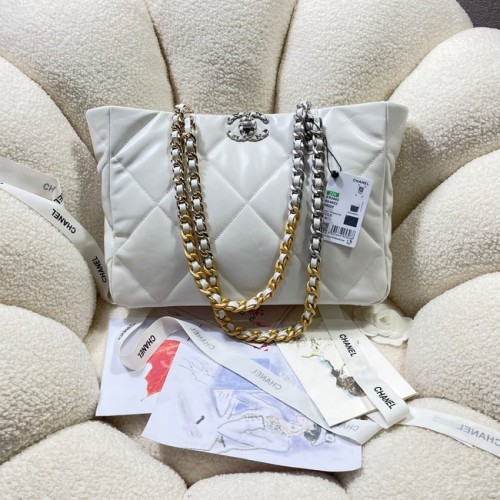 BOLSO SHOPPING CHANEL 19 3660 blanco