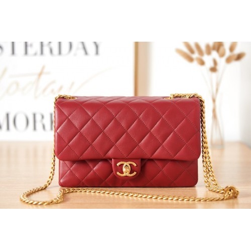 BOLSO SOLAPA CHANEL Piel de cordero metal dorado AS3609 rojo