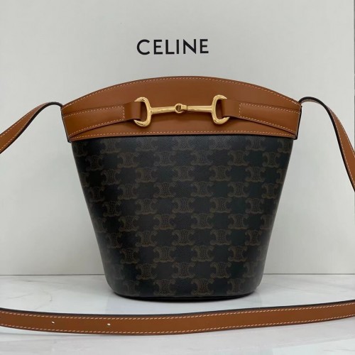Celine BOLSO SACO DE BECERRO BRILLANTE CR92072 Café