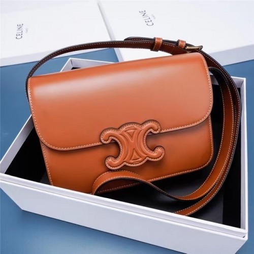 Celine TEEN CLASSIC BAG IN BOX PIEL DE BECERRO 199223 TOSTADO