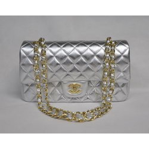 Chanel Classic Flap Bag 1112 Cuero plateado claro Herrajes dorados