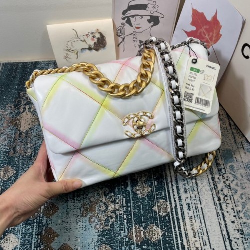 Bolso Chanel 19 solapa AS1161 Línea White&Rainbow