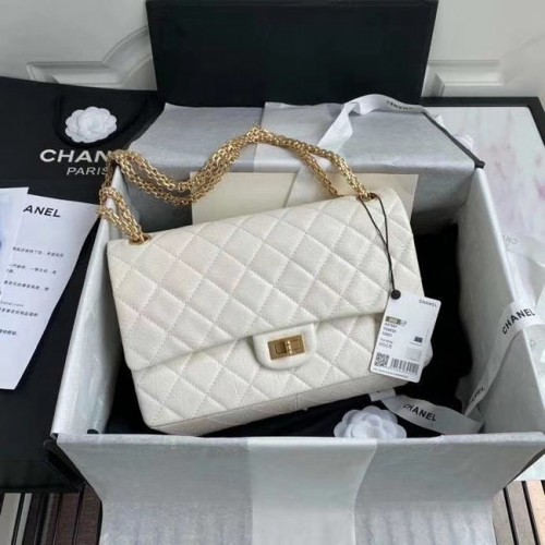 Chanel 2.55 Bolso con solapa de piel de becerro A37587 blanco