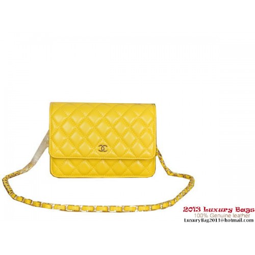 Chanel A33814 Bolso mini con solapa de piel de oveja Amarillo