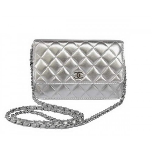 New Color Chanel A33814 Bolso con solapa de cuero de piel de oveja plateada Plata