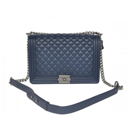 Chanel A67087 Bolso de hombro con solapa Le Boy de cuero de piel de oveja azul real
